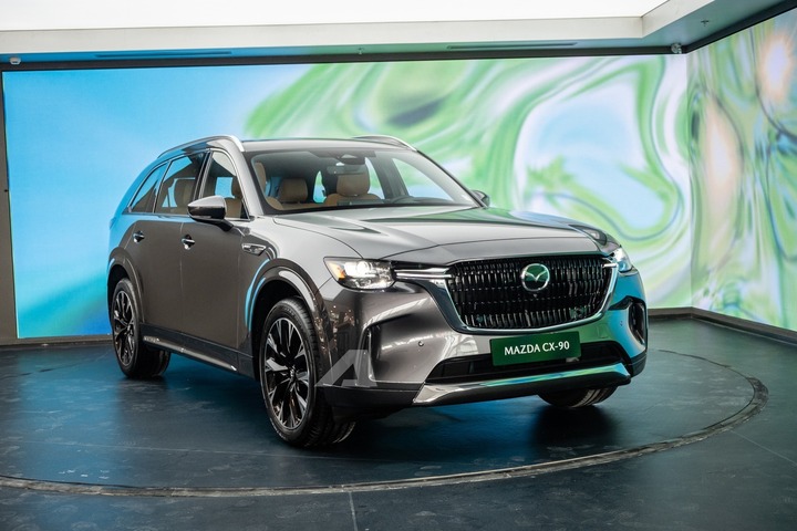 IMG 9765 Mazda CX-90 giá gần 2,5 tỷ đồng: Lựa chọn SUV hạng sang mới tại Việt Nam